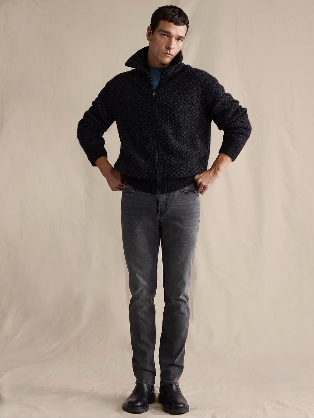 Men’s Banana Republic Slim Jeans in Gray